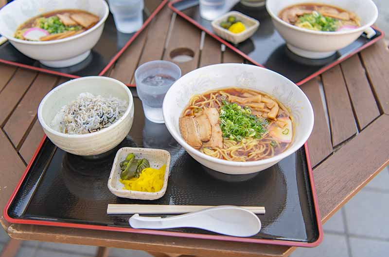 紀ノ川サービスエリア 和歌山ラーメン シラス丼