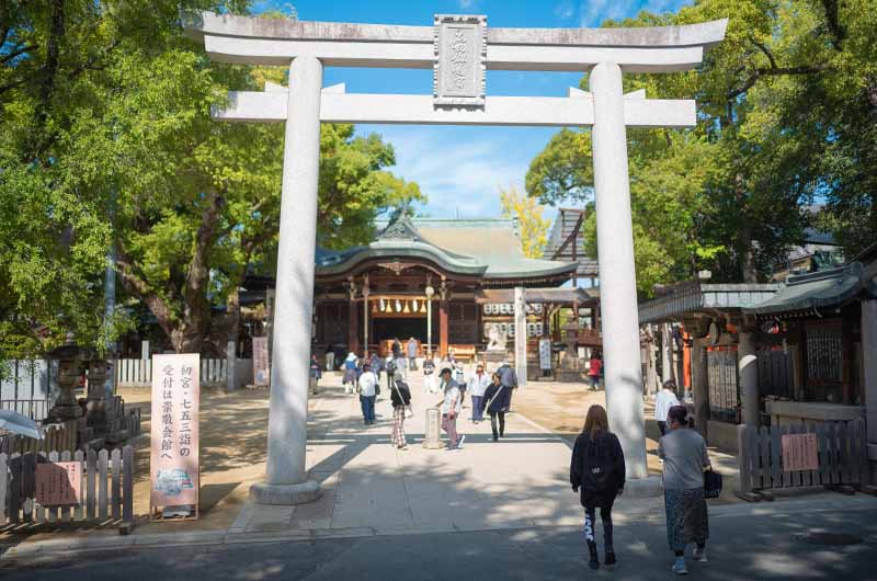 石切劔箭神社の三之鳥居