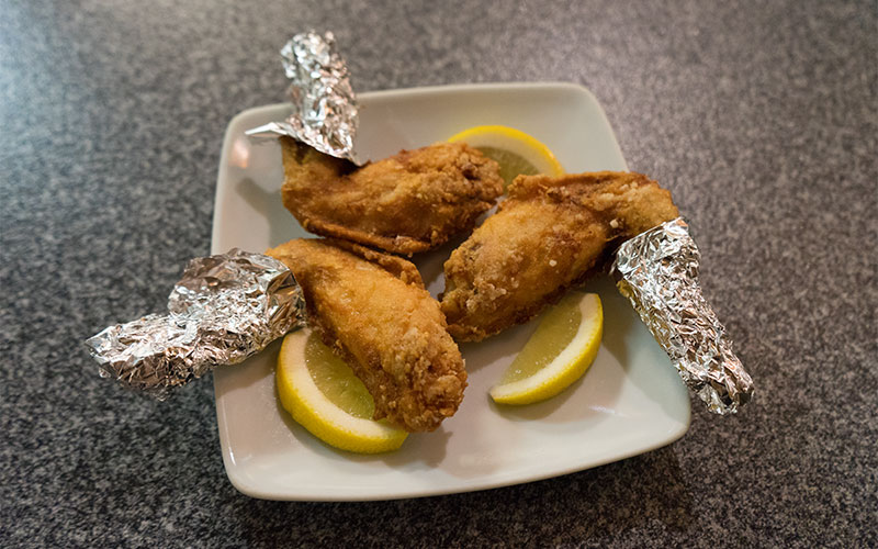 Fried chicken wings