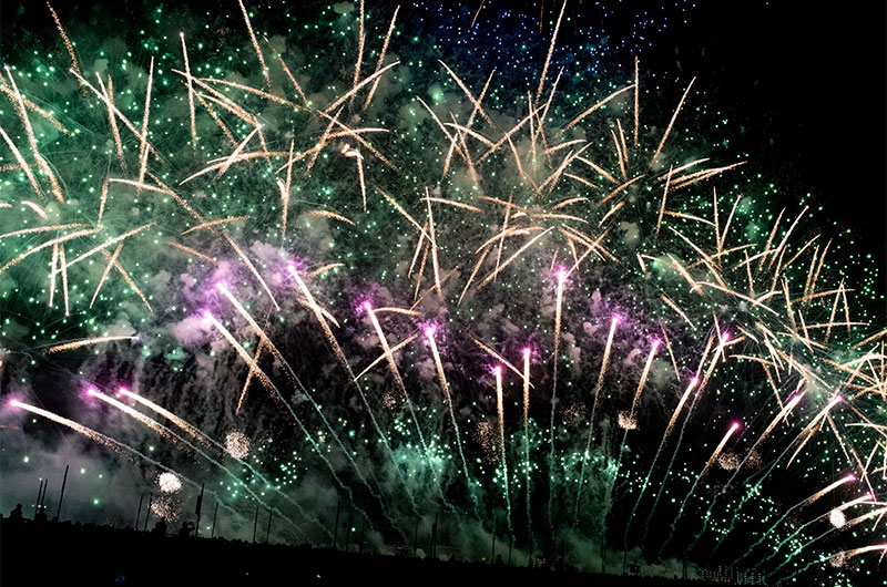 Naniwa Yodogawa Fireworks Spectacular